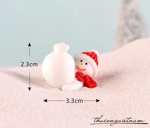 Mô Hình Người Tuyết Nhào Lộn 2.3*3.3cm